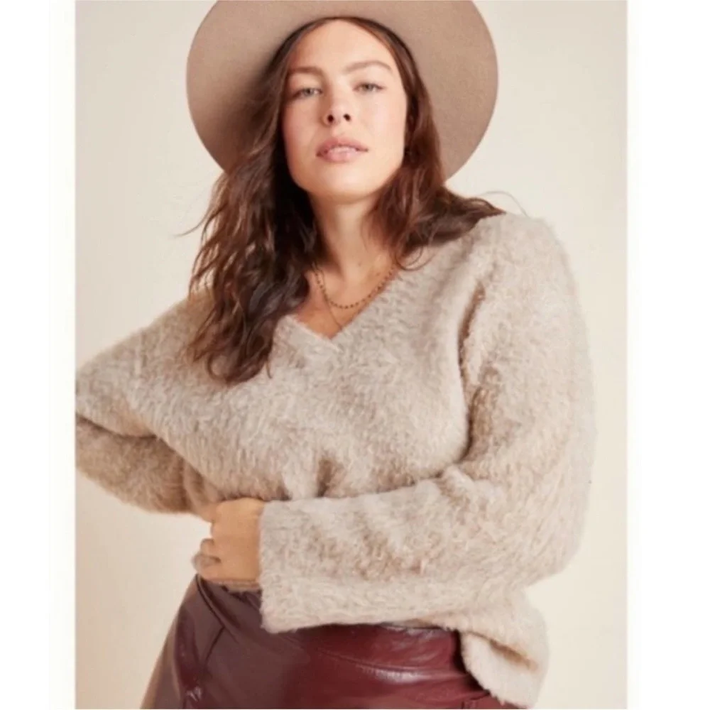 Anthropologie Simone Teddy Sweater Tan Taupe Oversized V-Neck Fuzzy Small